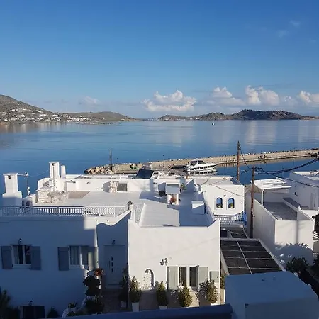 Flora In Paros Tatil Evi