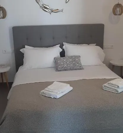 Flora In Paros بيت للعطل *