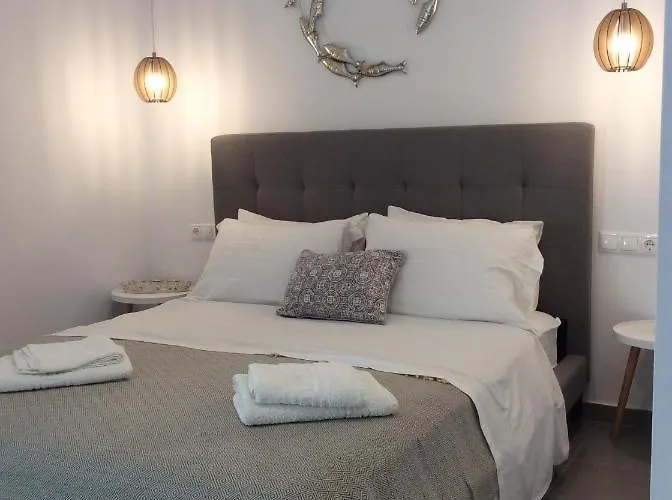 Flora In Paros Náoussa